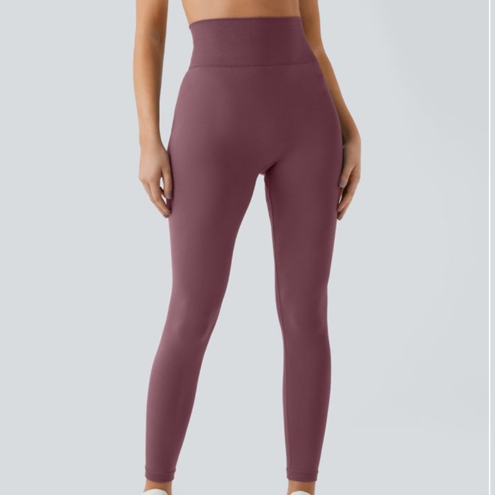 Halara High Rise Leggings extra comfort!